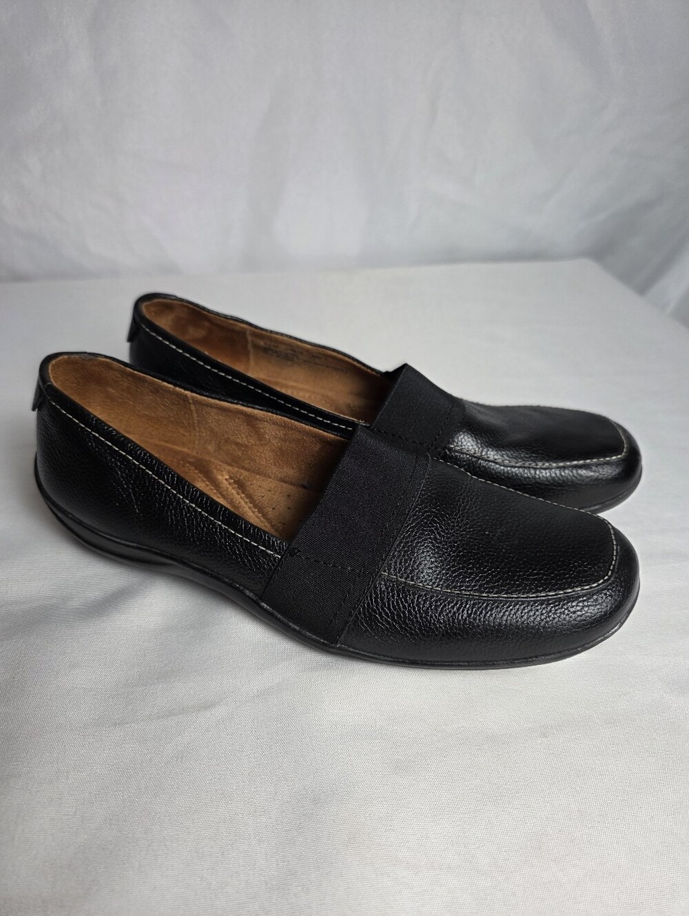 Naturalizer Black Leather Comfort Loafer Slip On Women's Size 8.5
